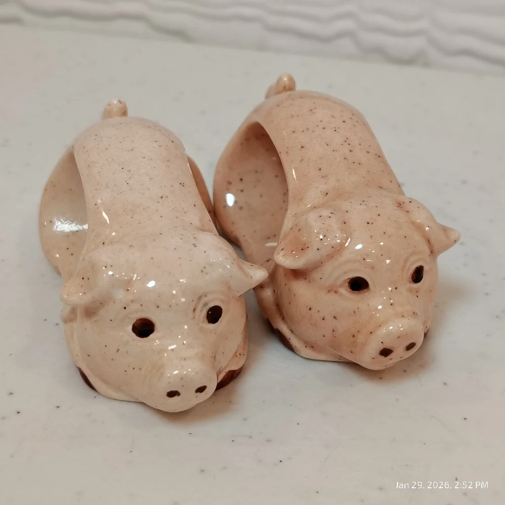 Napkin Holders Pig Piggies Pink Ceramic Farmhouse Barnyard Animals SET OF 2